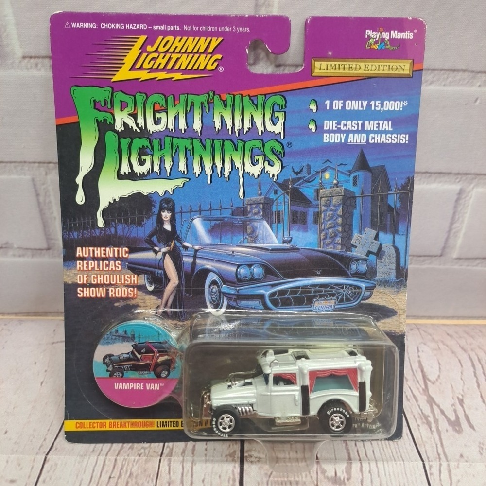 Johnny Lightning Elvira Fright'ning Lightnings Vampire Van White Series 3